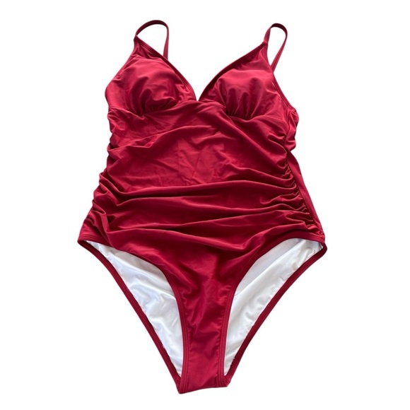 NWT Cupshe size Large Dark Red Shirred One Piece Swimsuit Lined Adjustable New - Picture 1 of 6